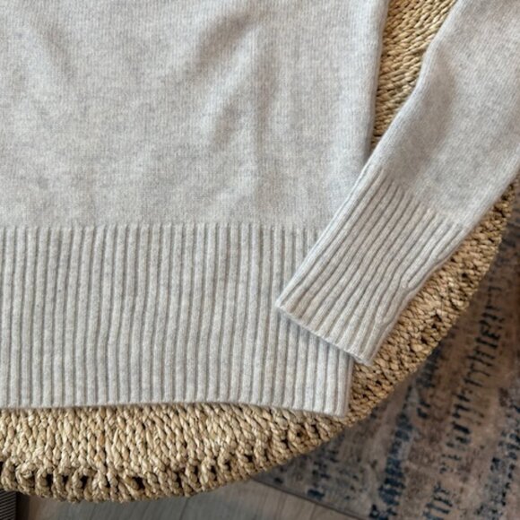 Autumn Cashmere women's light gray mock neck sweater with silver grommets, XS - Picture 5 of 9